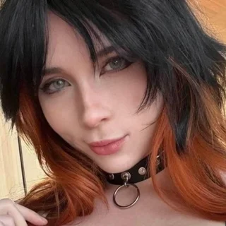 Sweetie Fox verified creator portrait